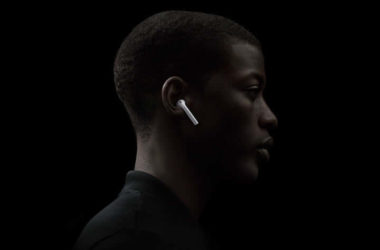 Airpods only playing in one ear